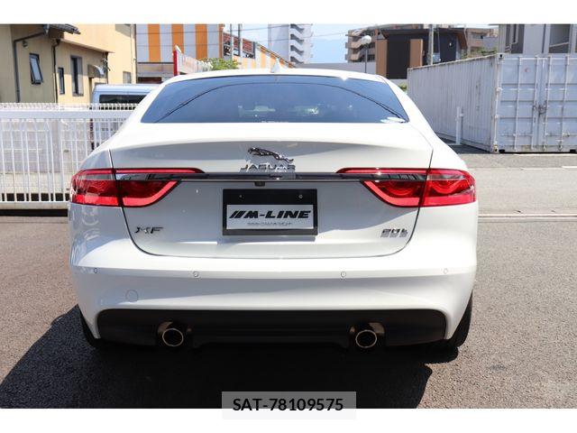 Jaguar XF 2020-09 8099770-6