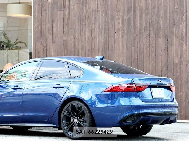 Jaguar XF 2021-09 8354725-12