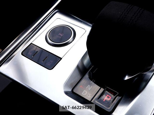 Jaguar XF 2021-09 8354725-21