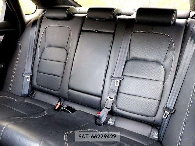 Jaguar XF 2021-09 8354725-27
