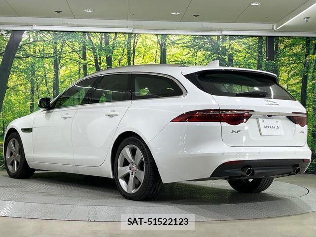 Jaguar XF 2019-03 6244717-15