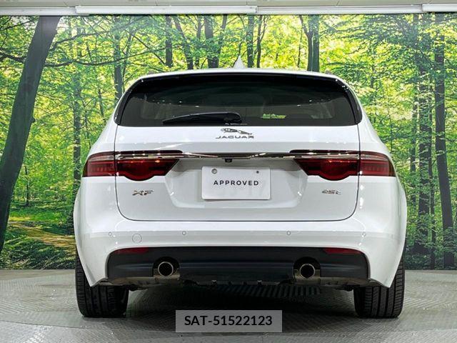 Jaguar XF 2019-03 6244717-16