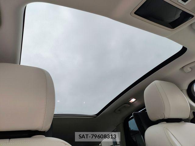 Jaguar XF 2018-09 8829591-18