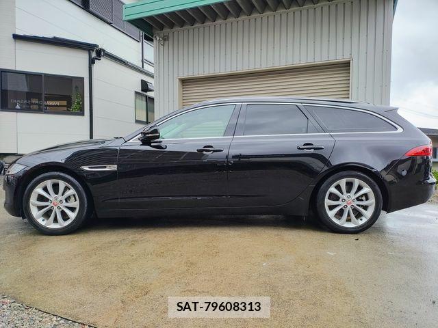 Jaguar XF 2018-09 8829591-25