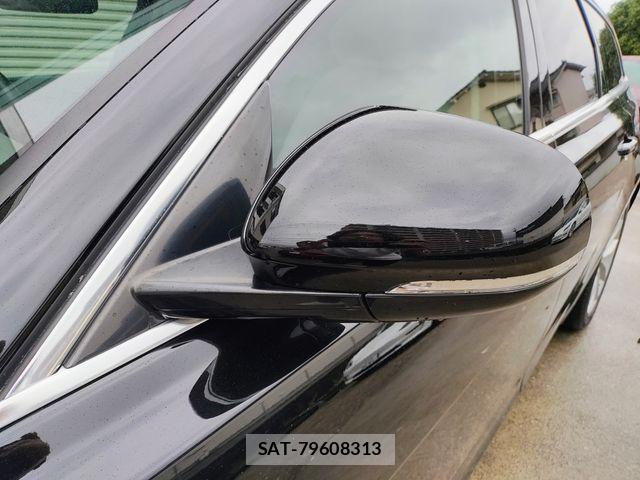 Jaguar XF 2018-09 8829591-27