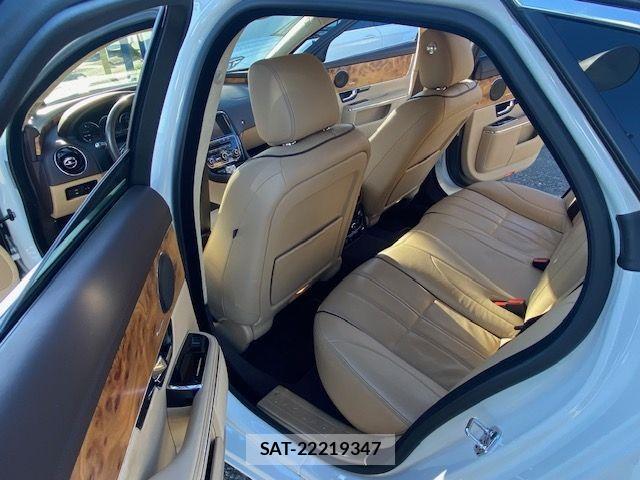 Jaguar XJ SERIES 2010-10 525069-10