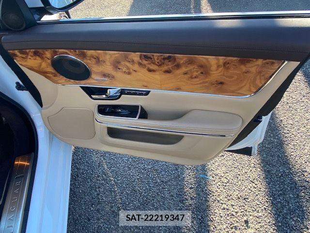Jaguar XJ SERIES 2010-10 525069-17