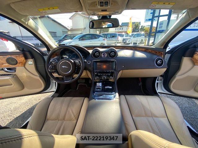 Jaguar XJ SERIES 2010-10 525069-24