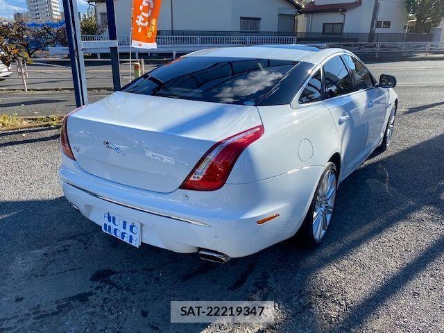 Jaguar XJ SERIES 2010-10 525069-6