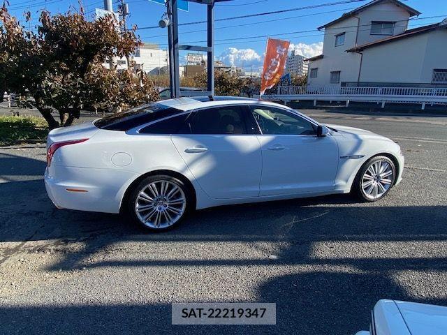 Jaguar XJ SERIES 2010-10 525069-7