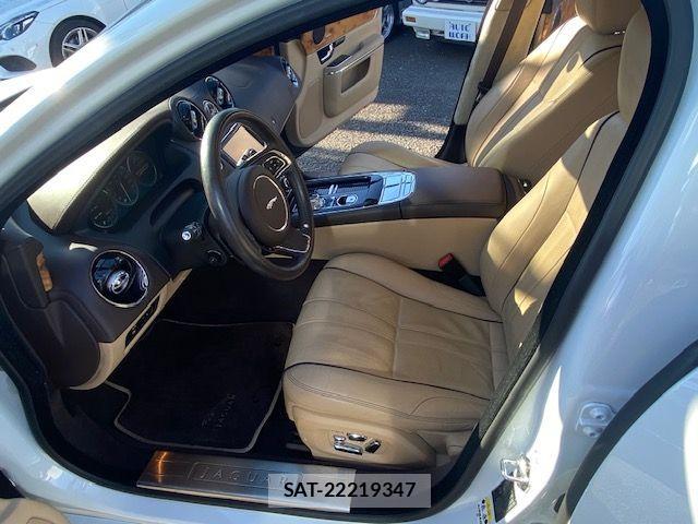 Jaguar XJ SERIES 2010-10 525069-8
