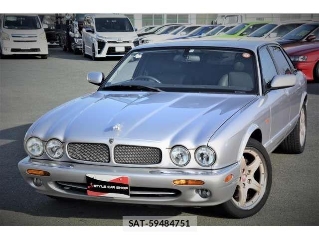 Jaguar XJ SERIES 2002-01 1299379-11