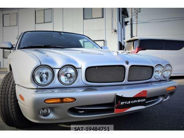 Jaguar XJ SERIES 2002-01 1299379-17