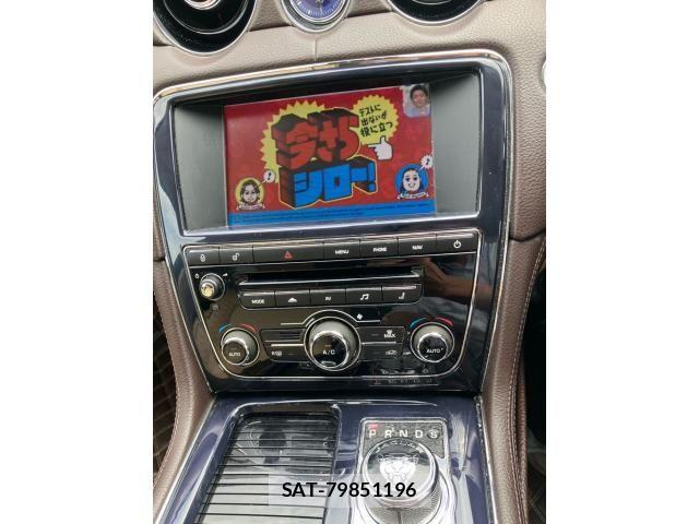 Jaguar XJ SERIES 2013-06 7327623-19