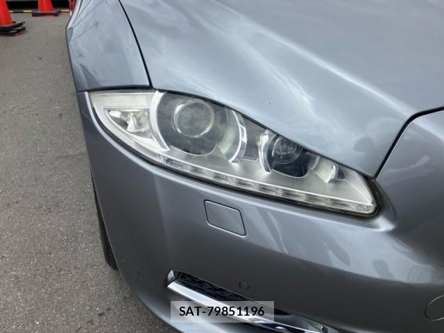 Jaguar XJ SERIES 2013-06 7327623-2