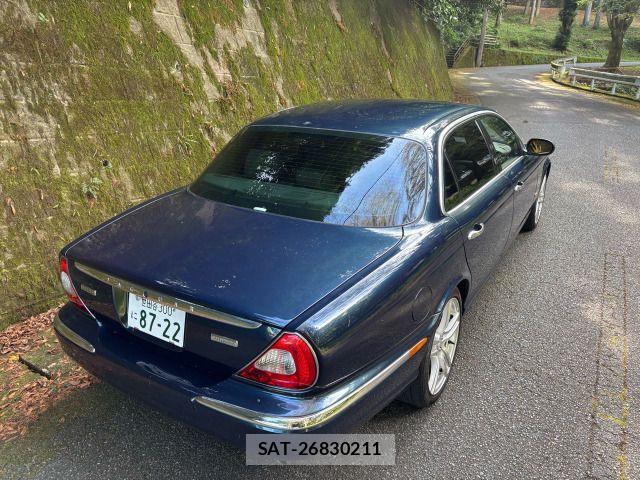 Jaguar XJ SERIES 2007-06 8366417-11