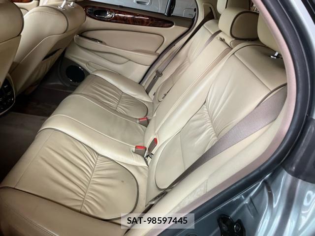 Jaguar XJ SERIES 2004-08 8525296-16