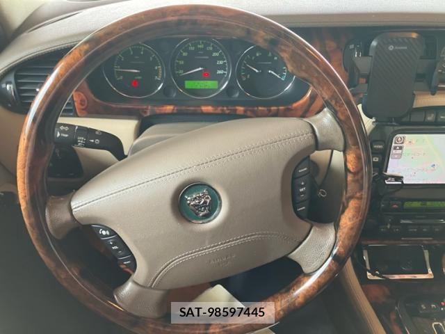 Jaguar XJ SERIES 2004-08 8525296-4