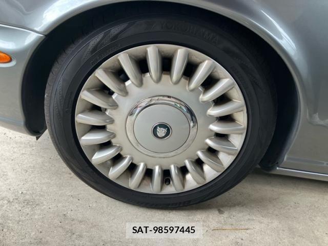 Jaguar XJ SERIES 2004-08 8525296-7