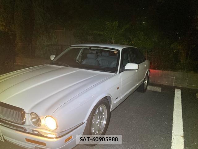 Jaguar XJ SERIES 1996-09 8685737-1