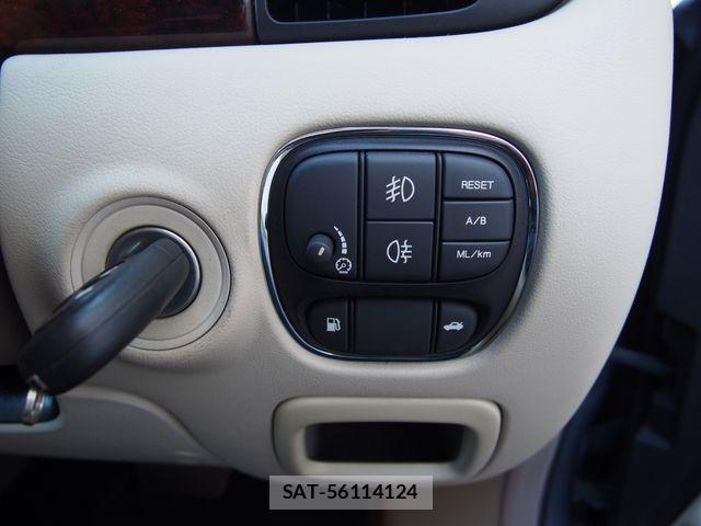 Jaguar XJ SERIES 2004-03 8871208-12