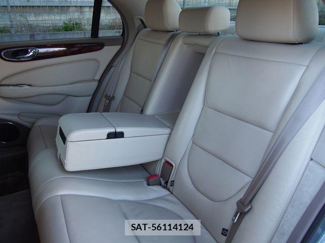 Jaguar XJ SERIES 2004-03 8871208-6
