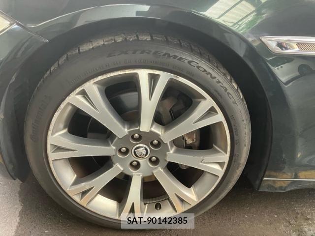 Jaguar XJ SERIES 2011-11 8880193-10