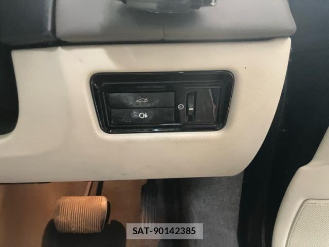 Jaguar XJ SERIES 2011-11 8880193-18