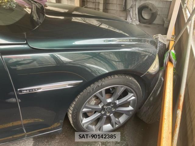 Jaguar XJ SERIES 2011-11 8880193-2