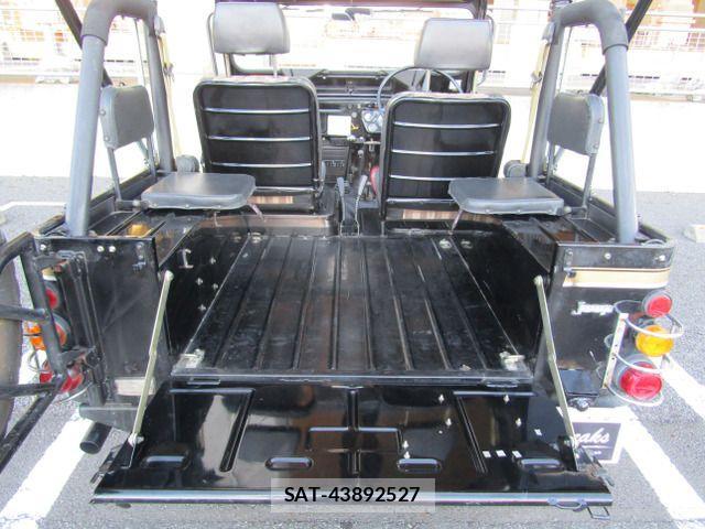 Mitsubishi JEEP 1995-12 2667328-13