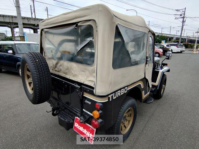Mitsubishi JEEP 1992-03 7617215-7