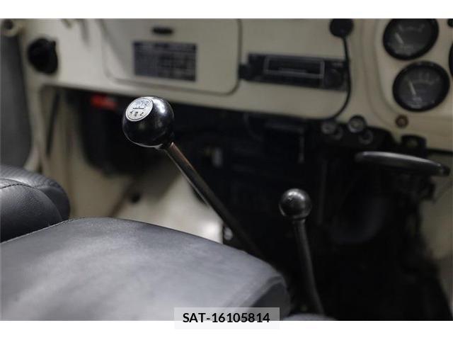 Mitsubishi JEEP 1986-07 7785820-21