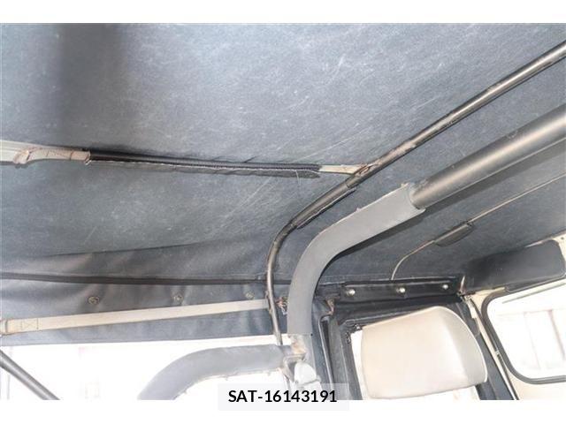 Mitsubishi JEEP 1998-08 8314895-25