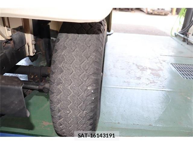 Mitsubishi JEEP 1998-08 8314895-29