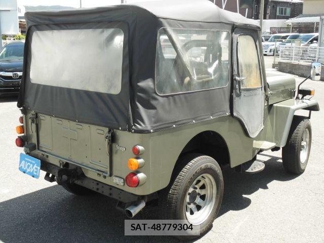 Mitsubishi JEEP 1984-02 8366420-4