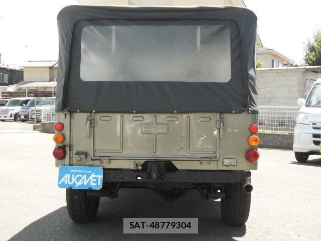 Mitsubishi JEEP 1984-02 8366420-8