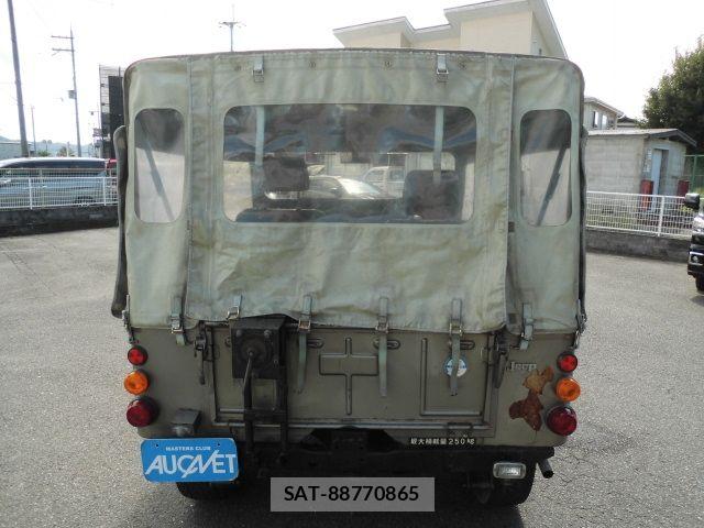 Mitsubishi JEEP 1980-02 8880196-9