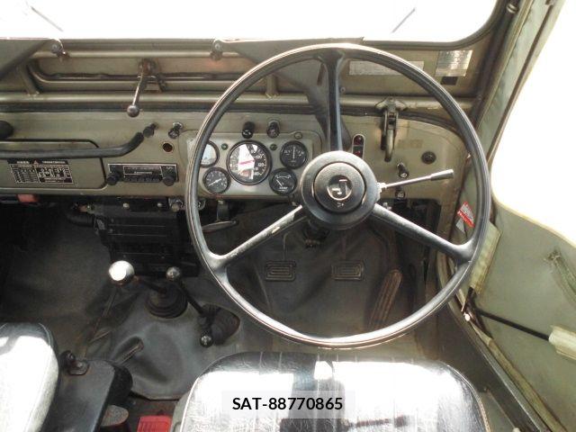 Mitsubishi JEEP 1980-02 8880196-13