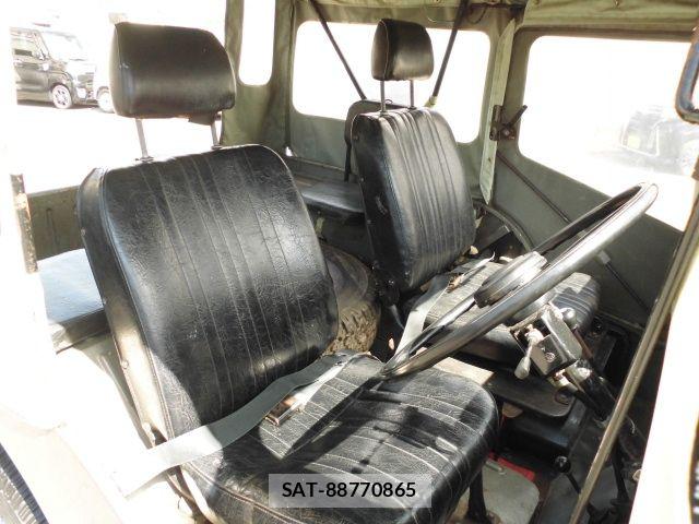 Mitsubishi JEEP 1980-02 8880196-15