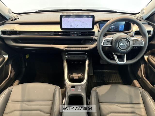Jeep Avenger 2025-03 8883761-10
