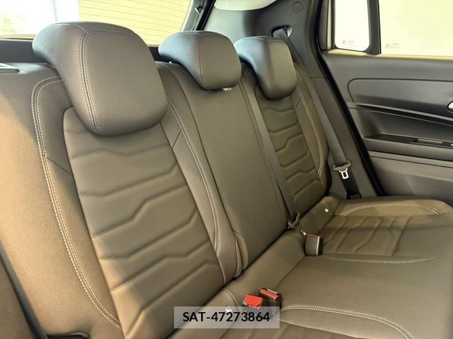 Jeep Avenger 2025-03 8883761-4