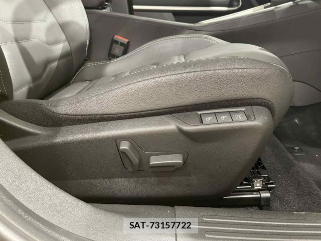 Jeep Avenger 2025-06 8883760-12