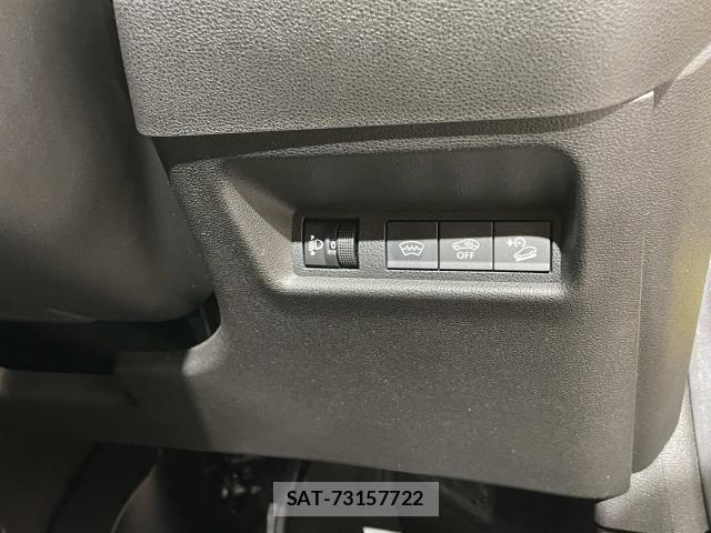 Jeep Avenger 2025-06 8883760-15