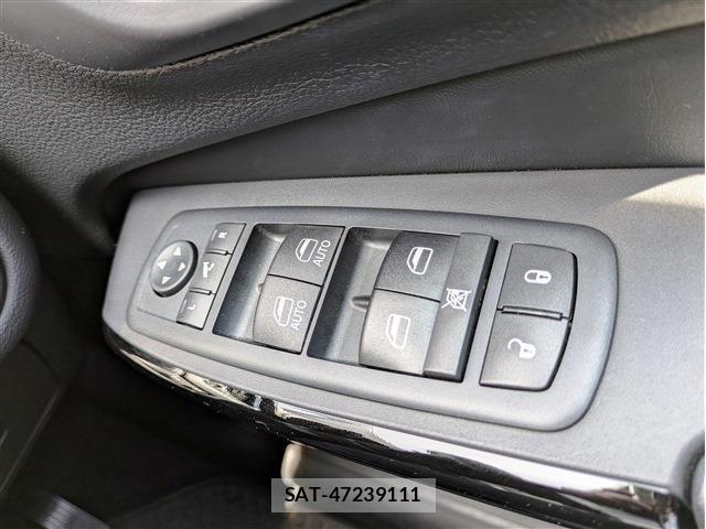 Jeep CHEROKEE 2020-06 1206924-25