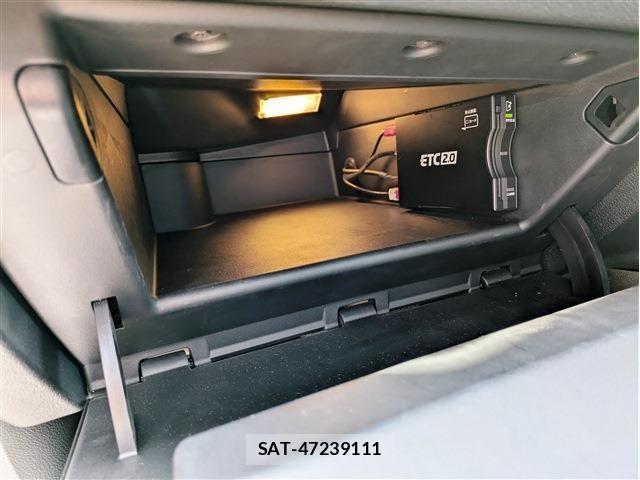 Jeep CHEROKEE 2020-06 1206924-28
