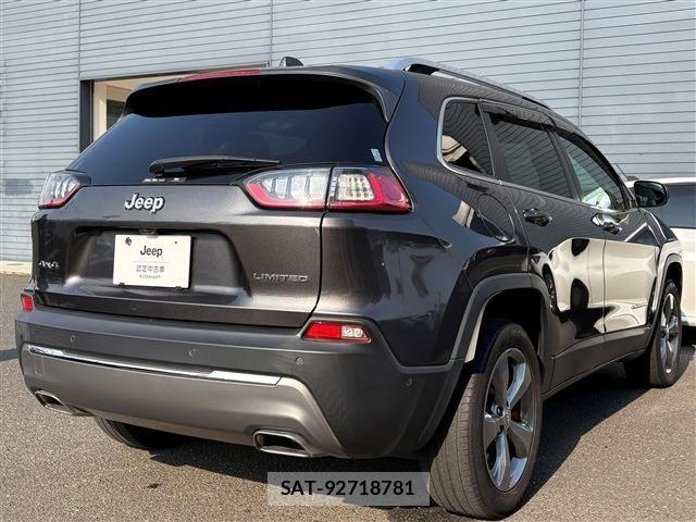 Jeep CHEROKEE 2021-04 6612405-4