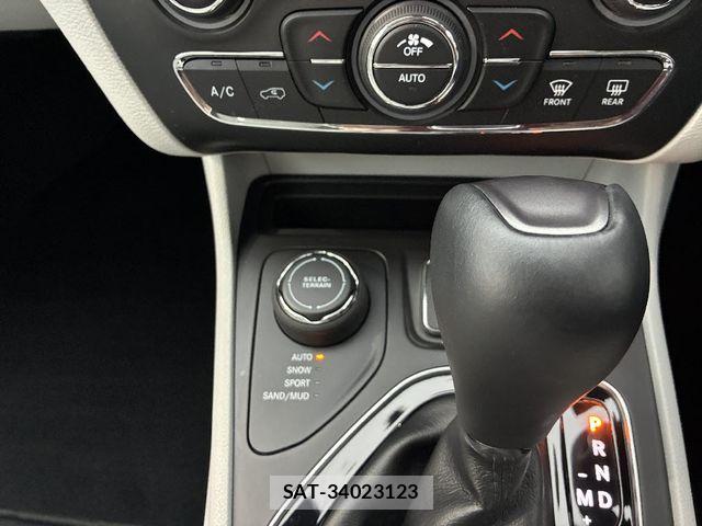 Jeep CHEROKEE 2019-08 6676409-13