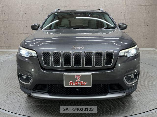 Jeep CHEROKEE 2019-08 6676409-26