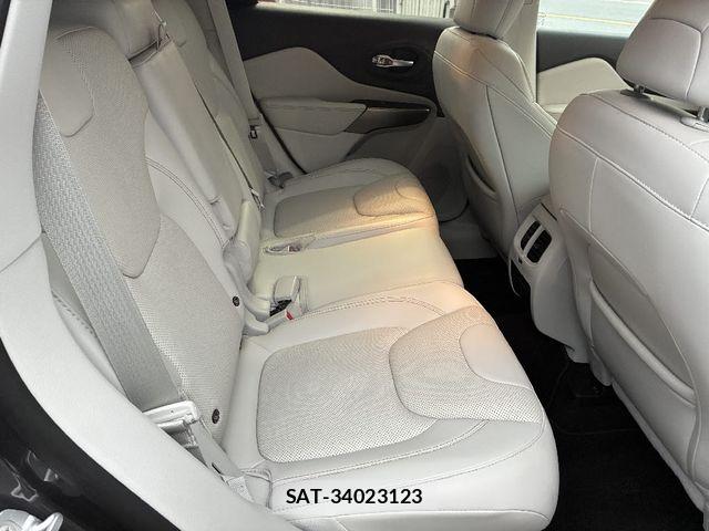 Jeep CHEROKEE 2019-08 6676409-4