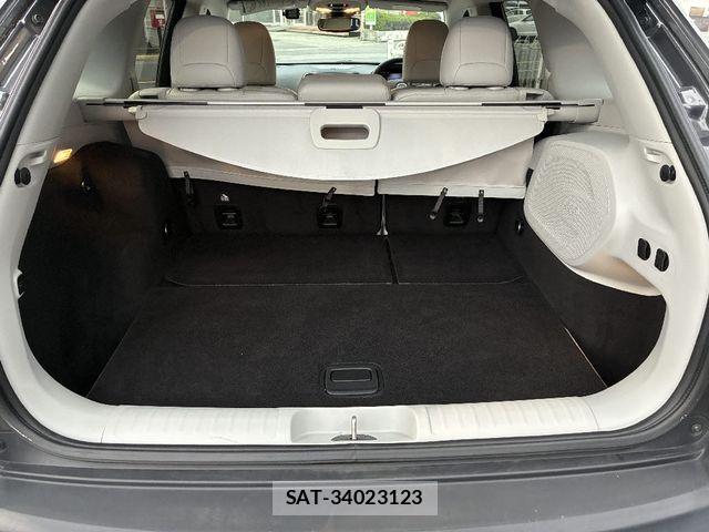 Jeep CHEROKEE 2019-08 6676409-5
